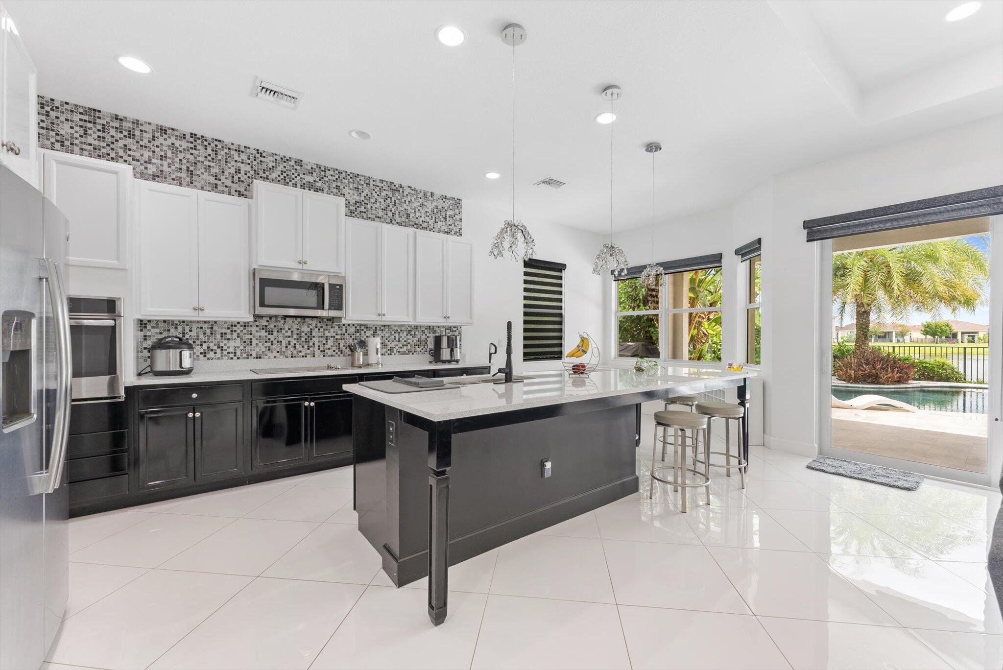 HAMMOCKS OF WESTLAKE - Residential Lease