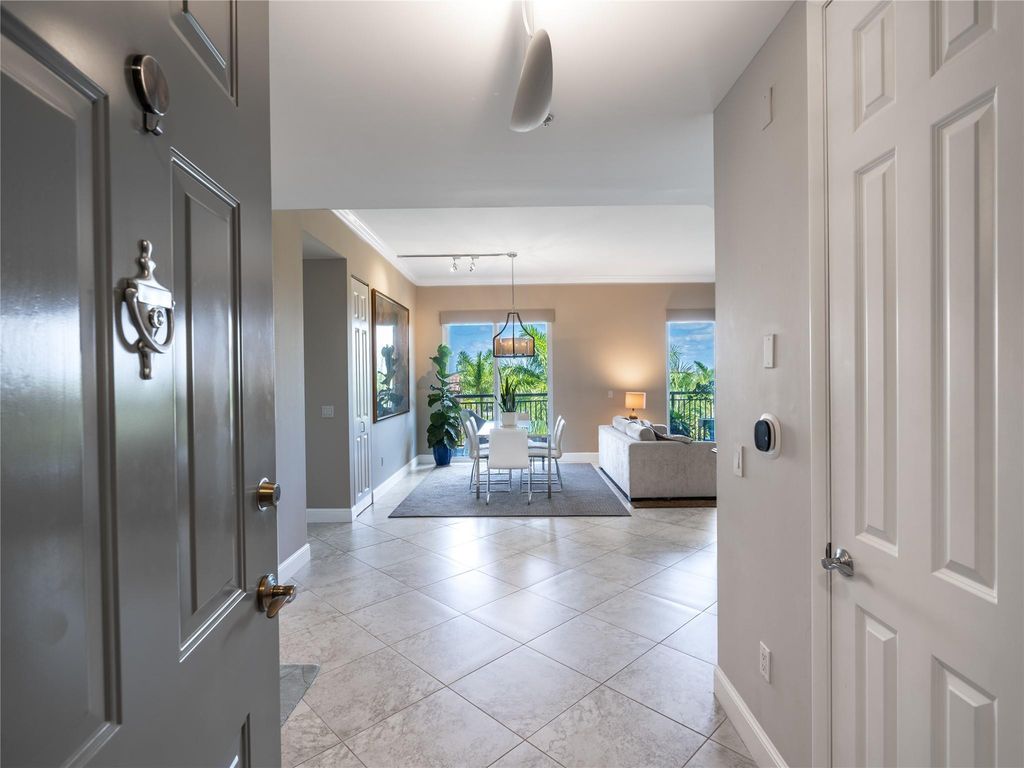 Photo of 2625 NE 14th Avenue #401, Wilton Manors, FL 33334 (MLS # B26022526)