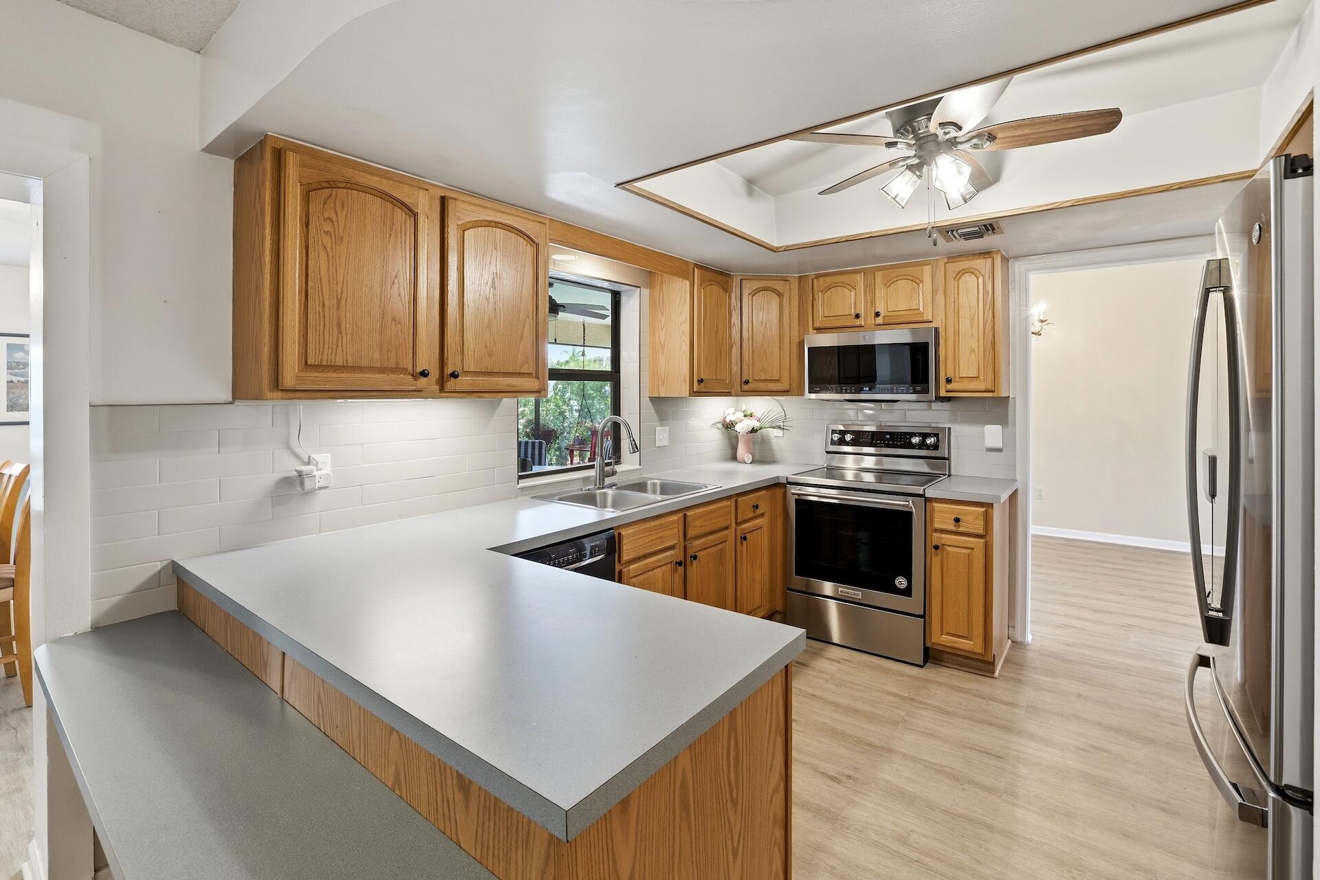 EASTWOOD OF WELLINGTON - Residential