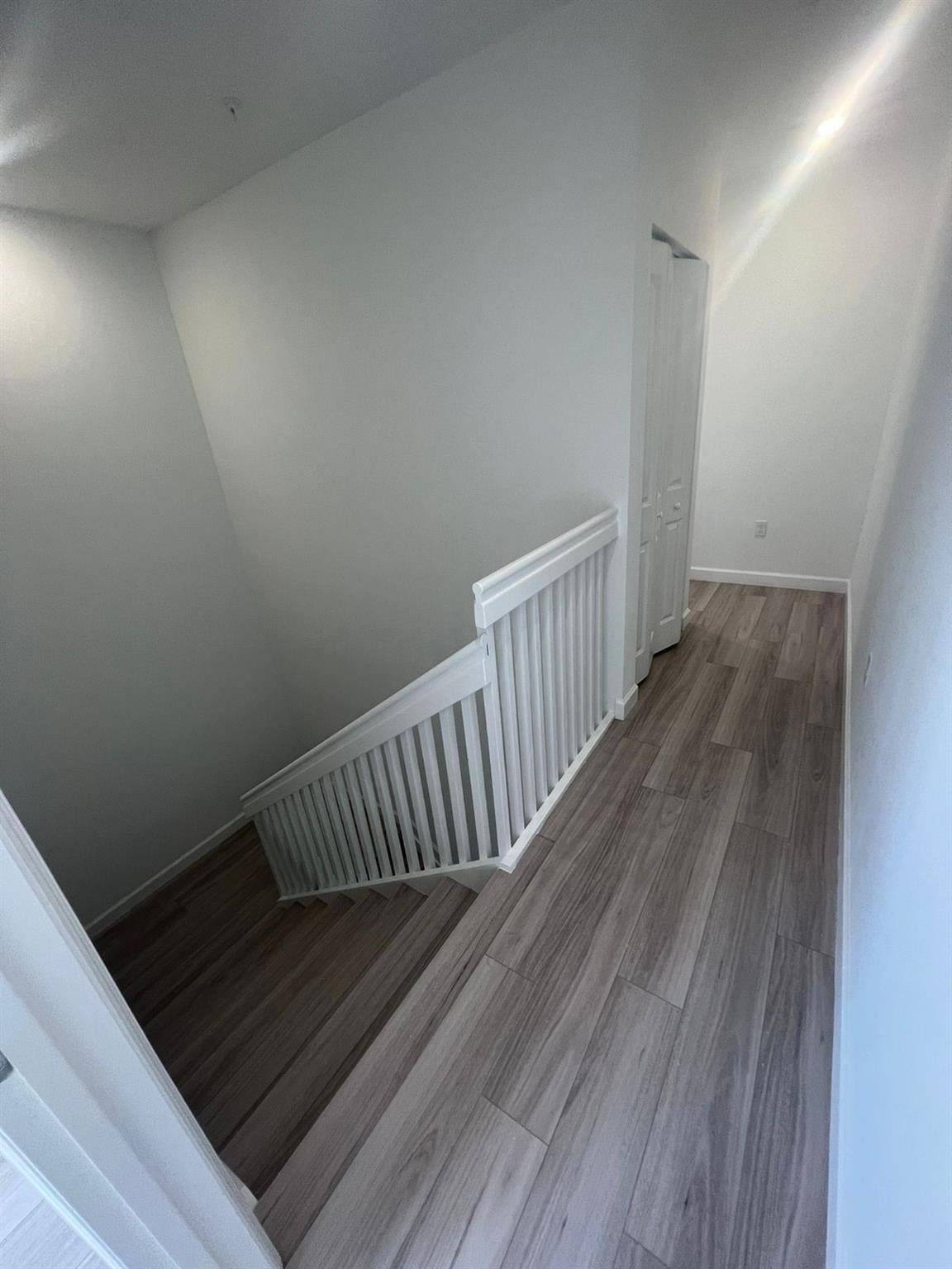 MODERN HOUSE CONDO - Residential Lease