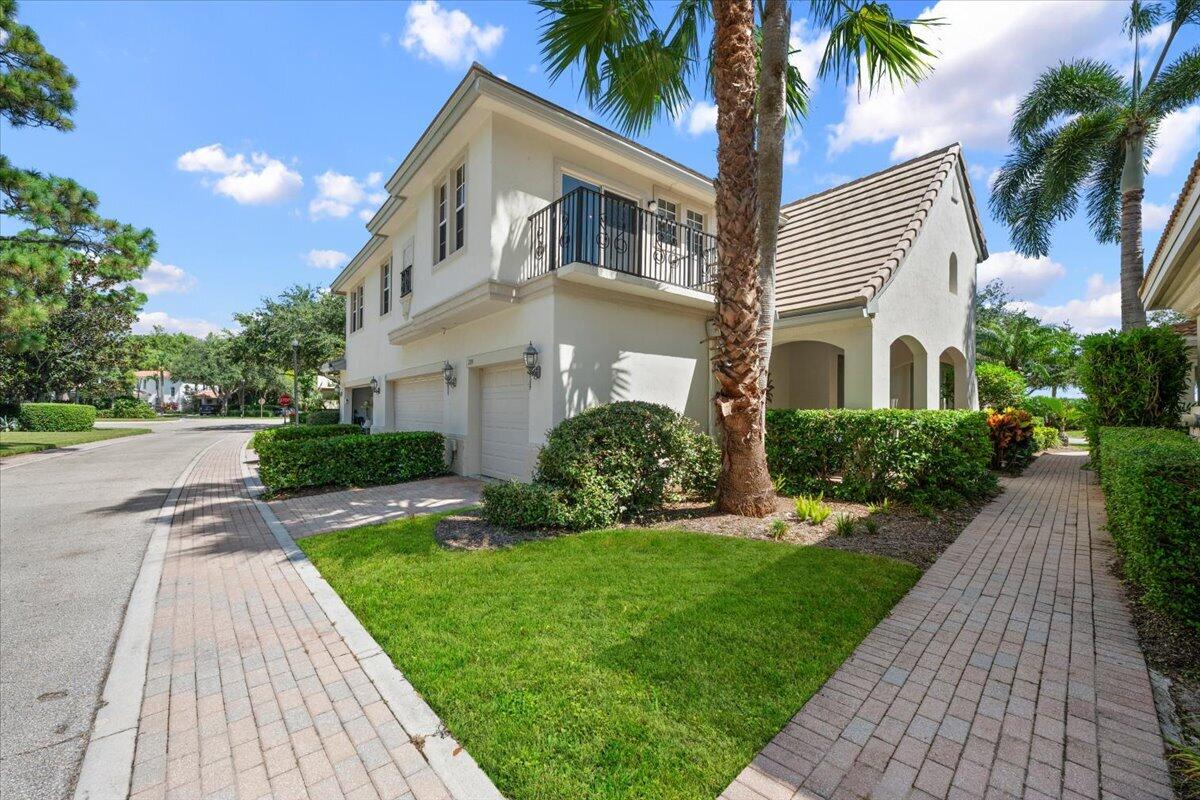 209 Evergrene Parkway