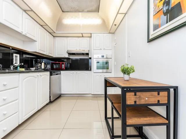 3901 S Ocean Dr 12b
