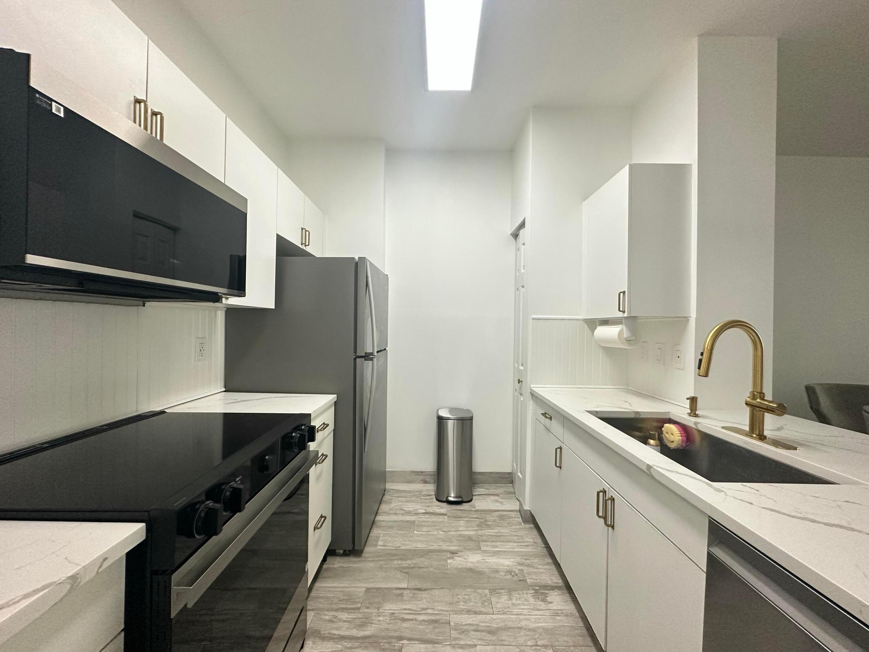 COURTYARDS IN CITYPLACE CONDO - Residential Lease