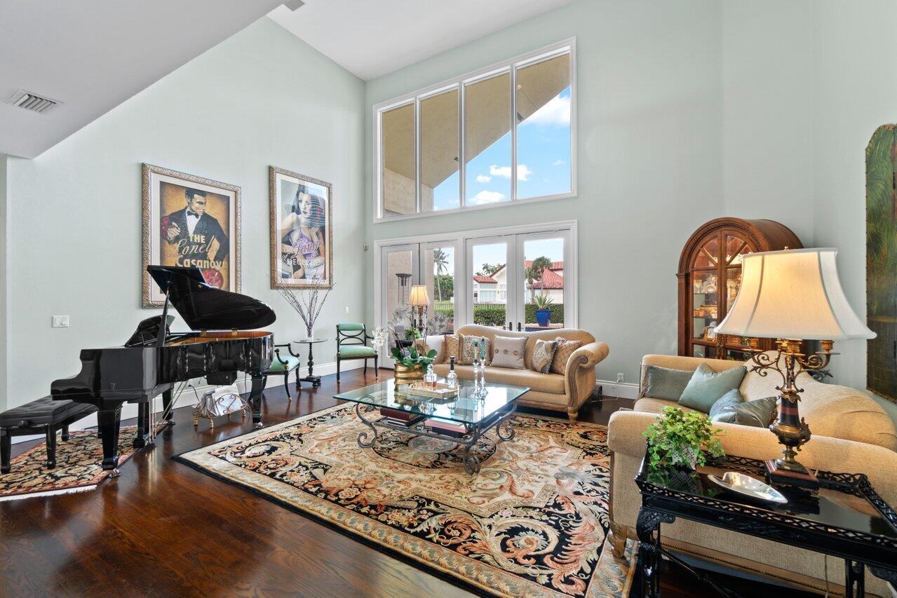 SEASONS - Residential