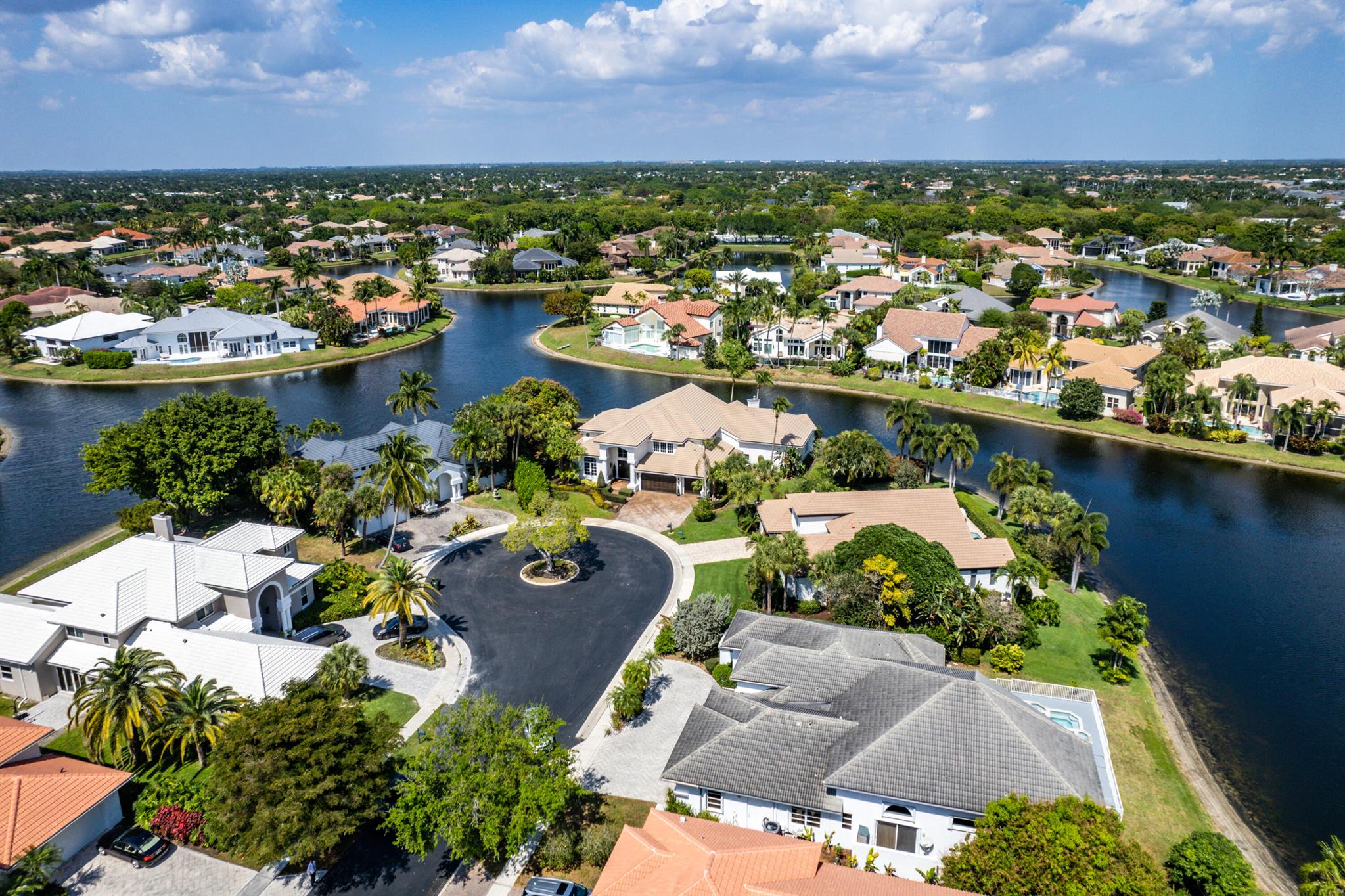 SEASONS - Residential