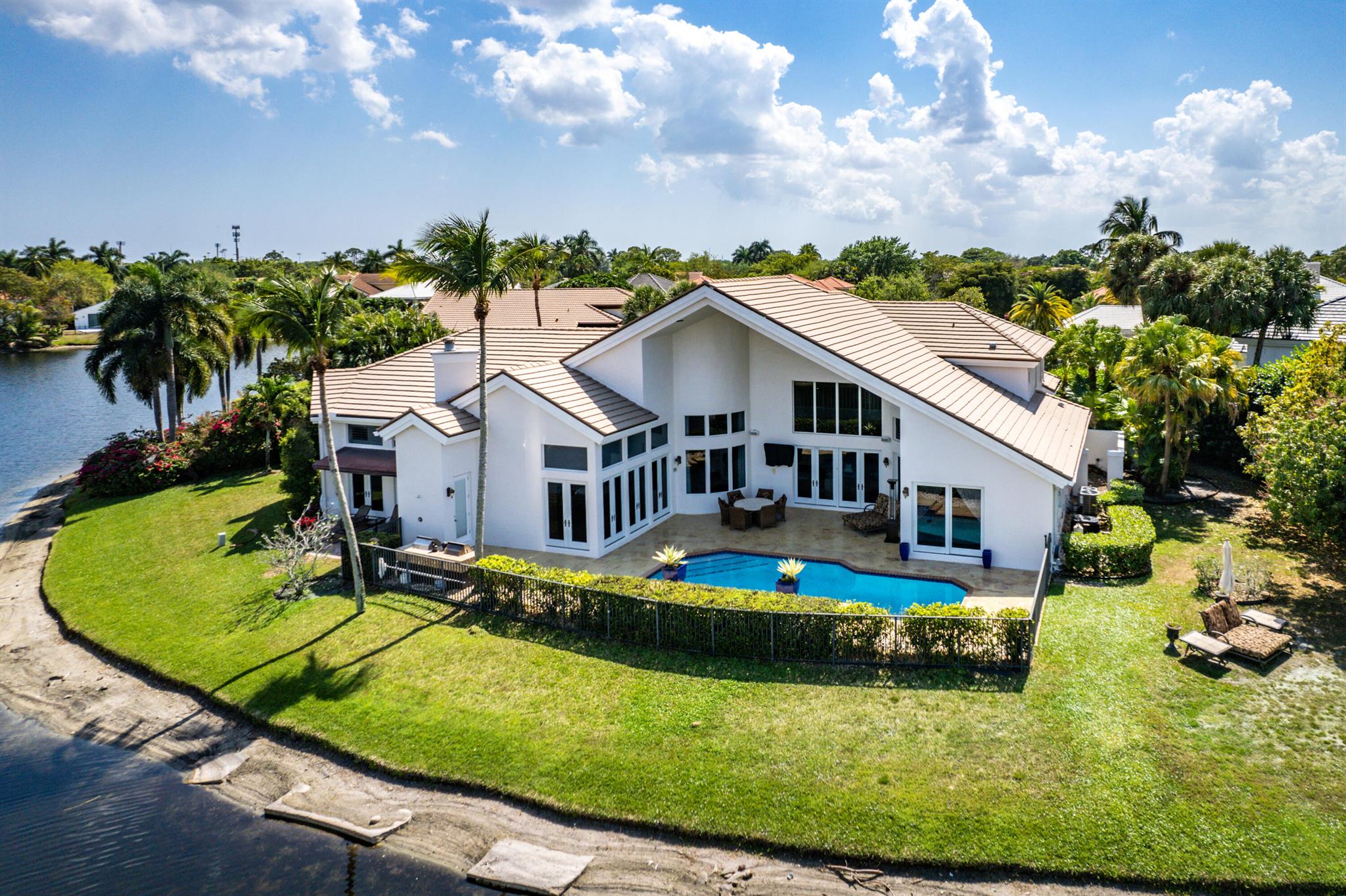 SEASONS - Residential