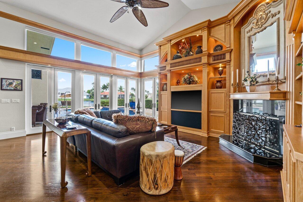 SEASONS - Residential