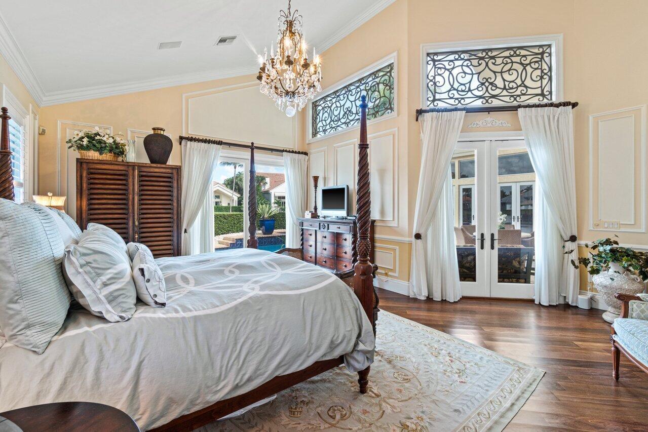 SEASONS - Residential