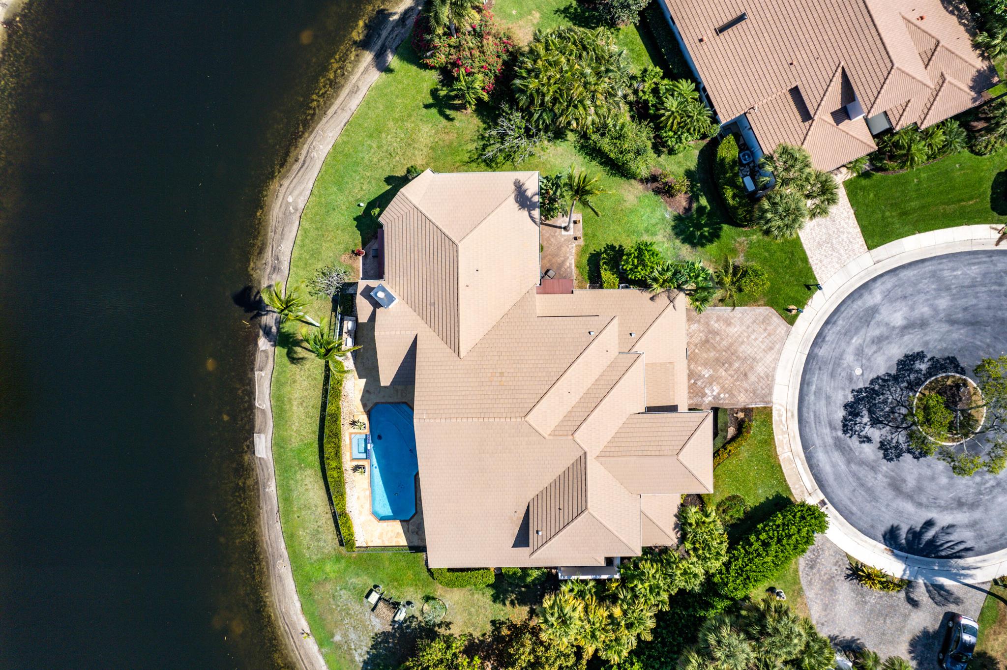 SEASONS - Residential