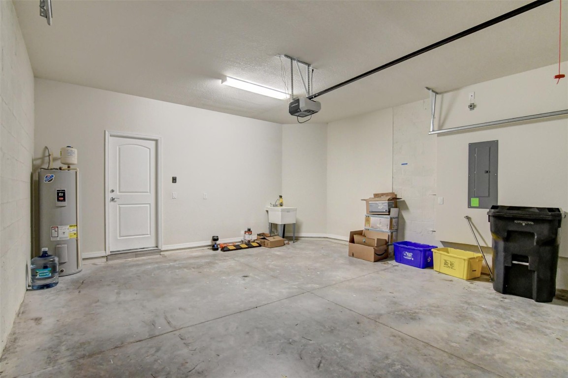 FIELDS AT GULFSTREAM POLO - Residential Lease