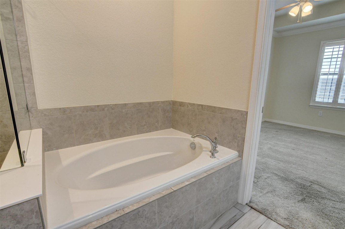 FIELDS AT GULFSTREAM POLO - Residential Lease