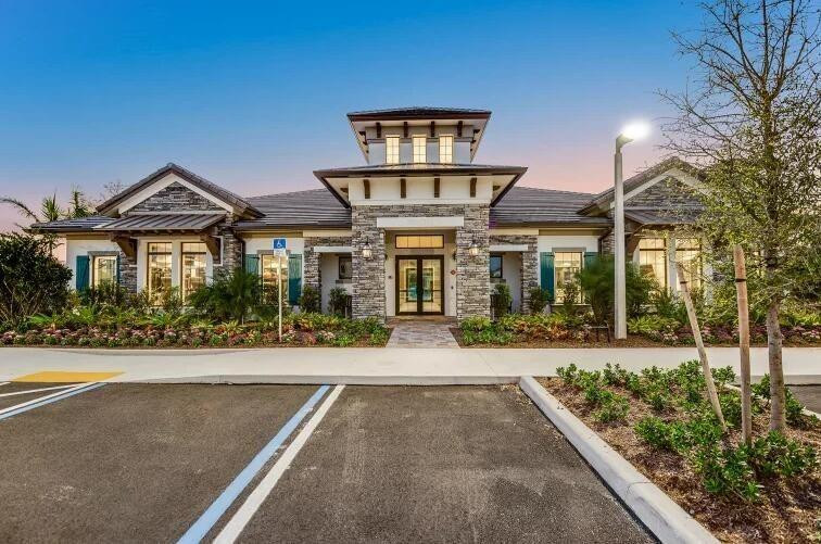 FIELDS AT GULFSTREAM POLO - Residential Lease