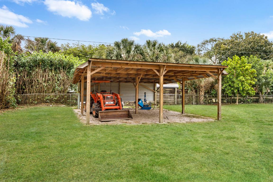 LOXAHATCHEE GROVES - Residential