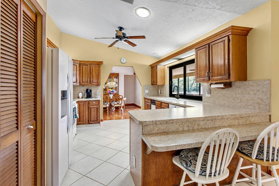 LOXAHATCHEE GROVES - Residential