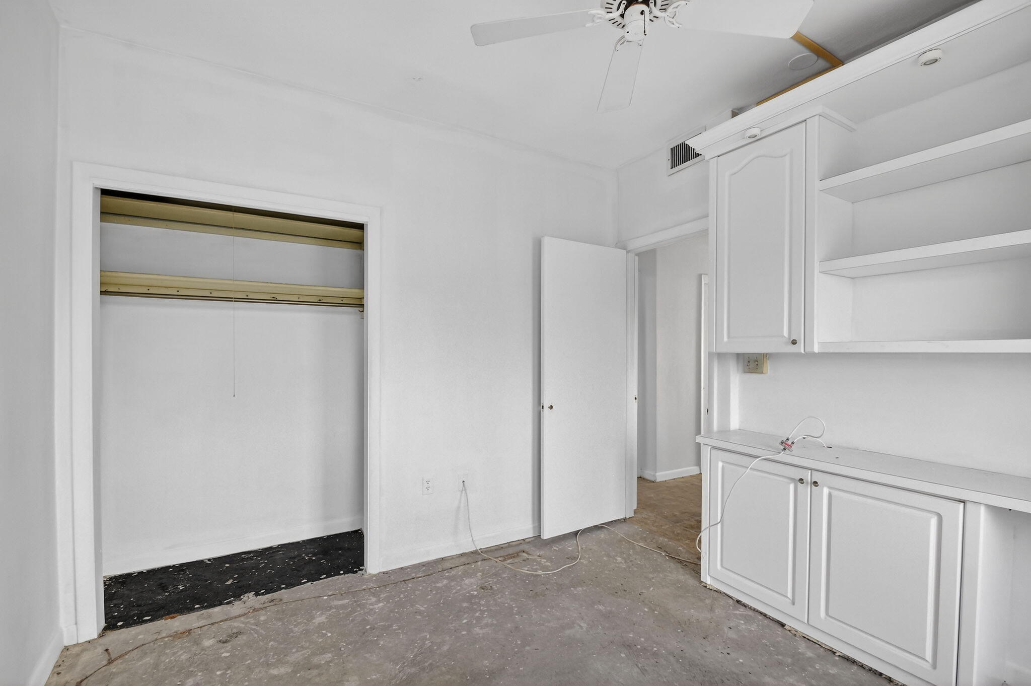 PALM WORTH INC - Residential