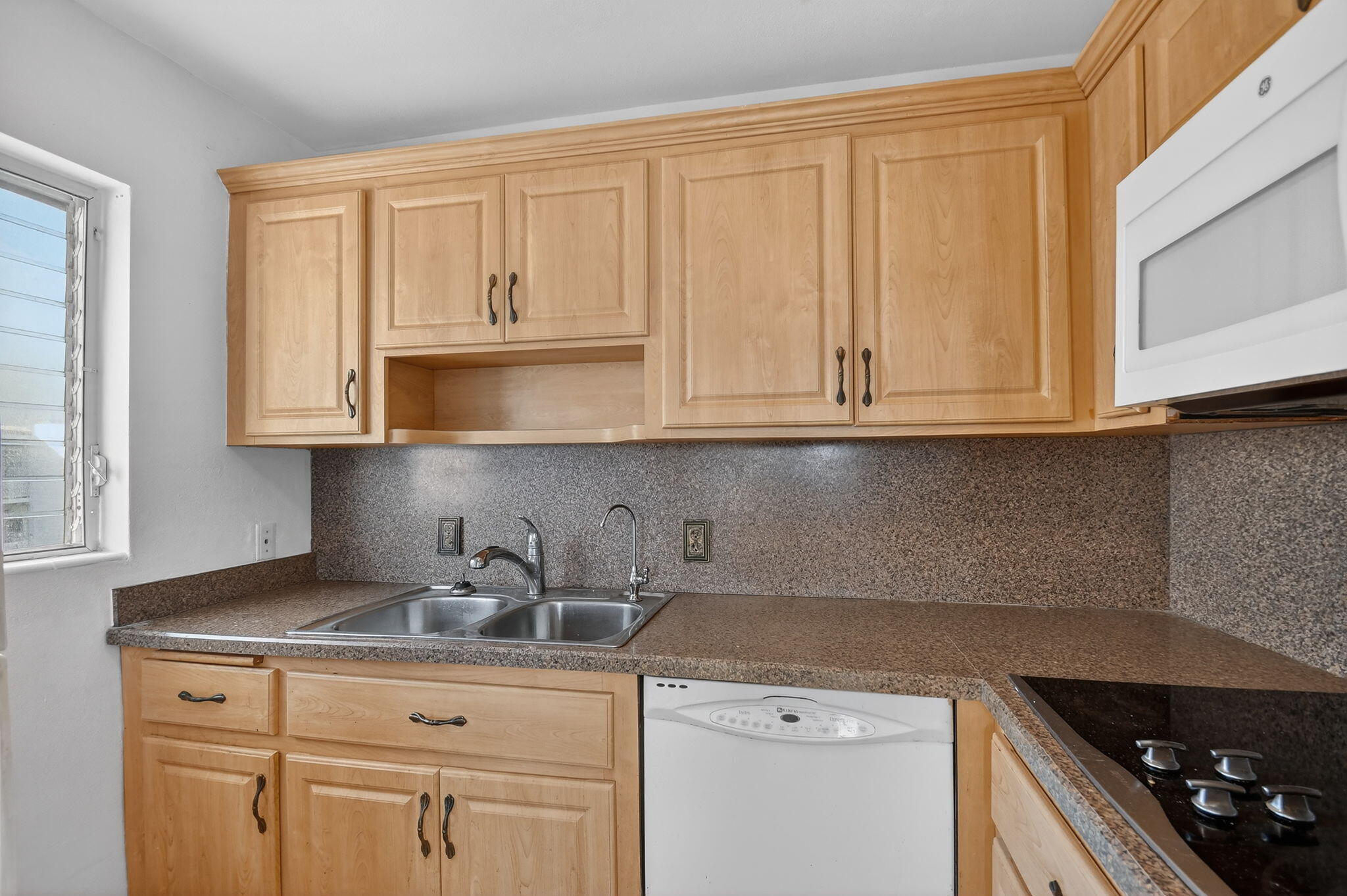 PALM WORTH INC - Residential