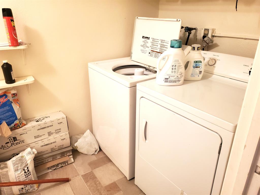 CRESTHAVEN - Residential