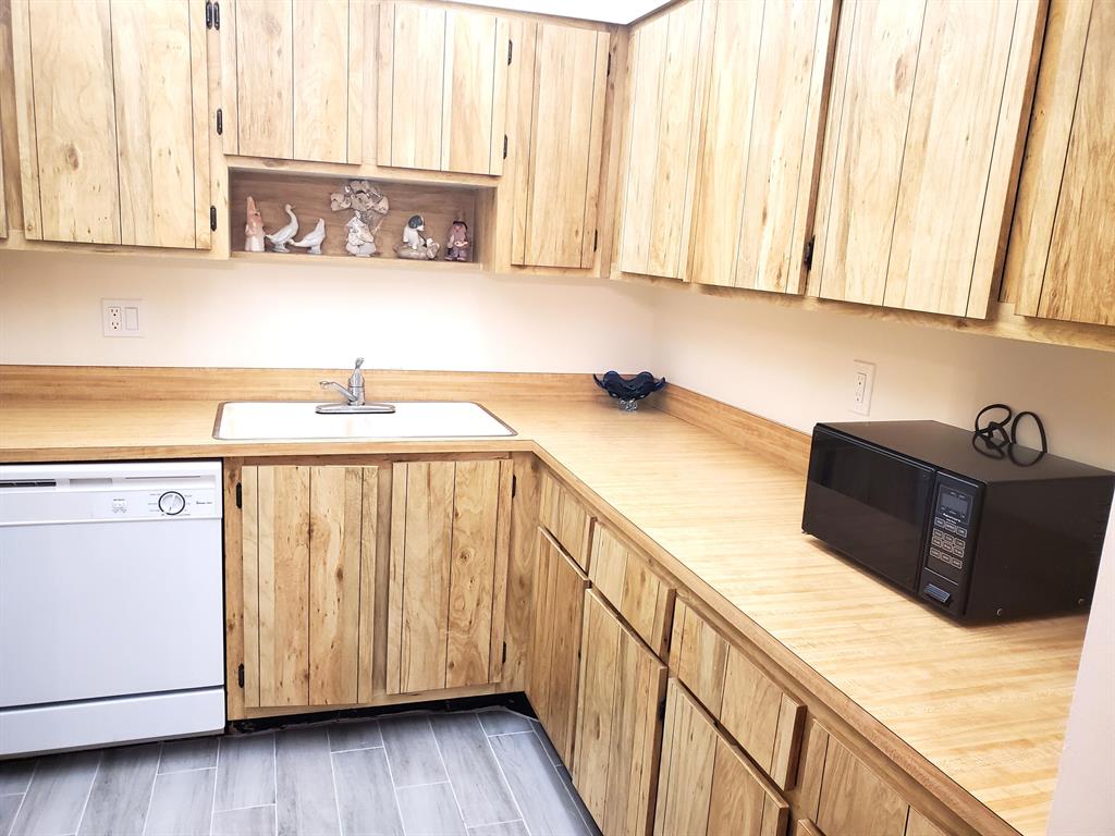 CRESTHAVEN - Residential