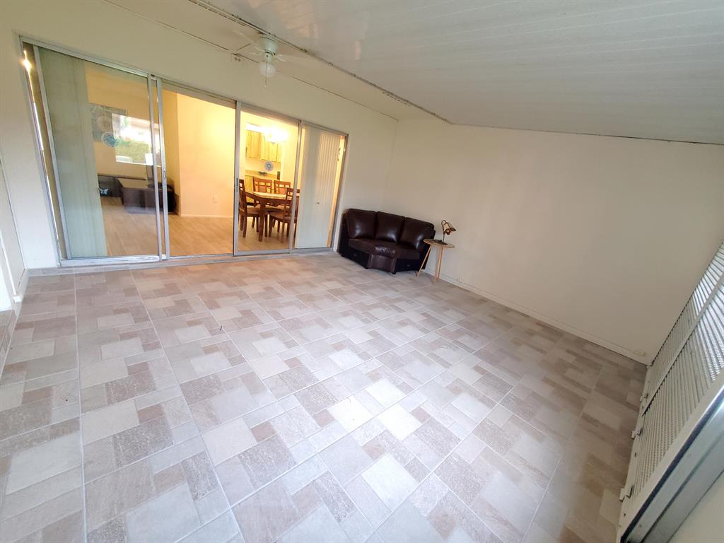 CRESTHAVEN - Residential