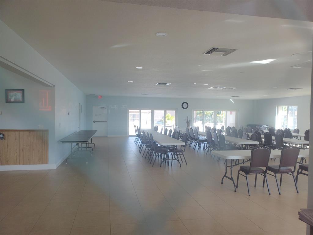 CRESTHAVEN - Residential