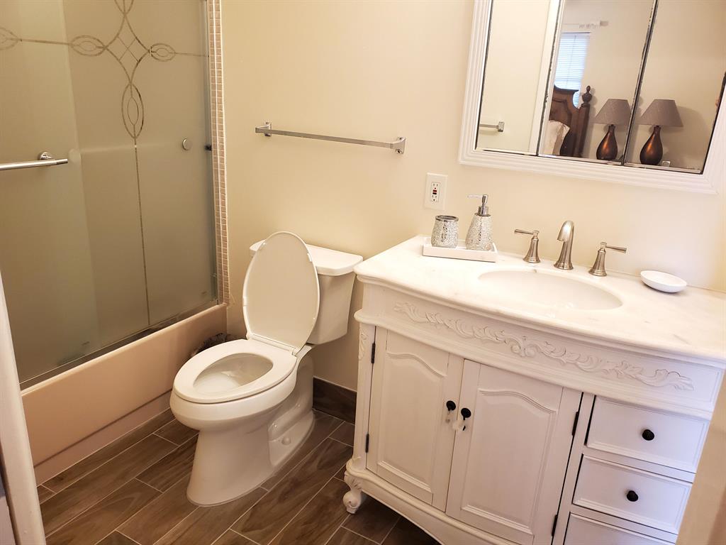 CRESTHAVEN - Residential