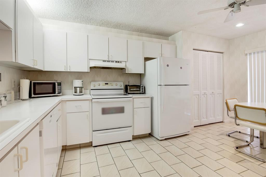 POINCIANA PLACE PH III-B - Residential