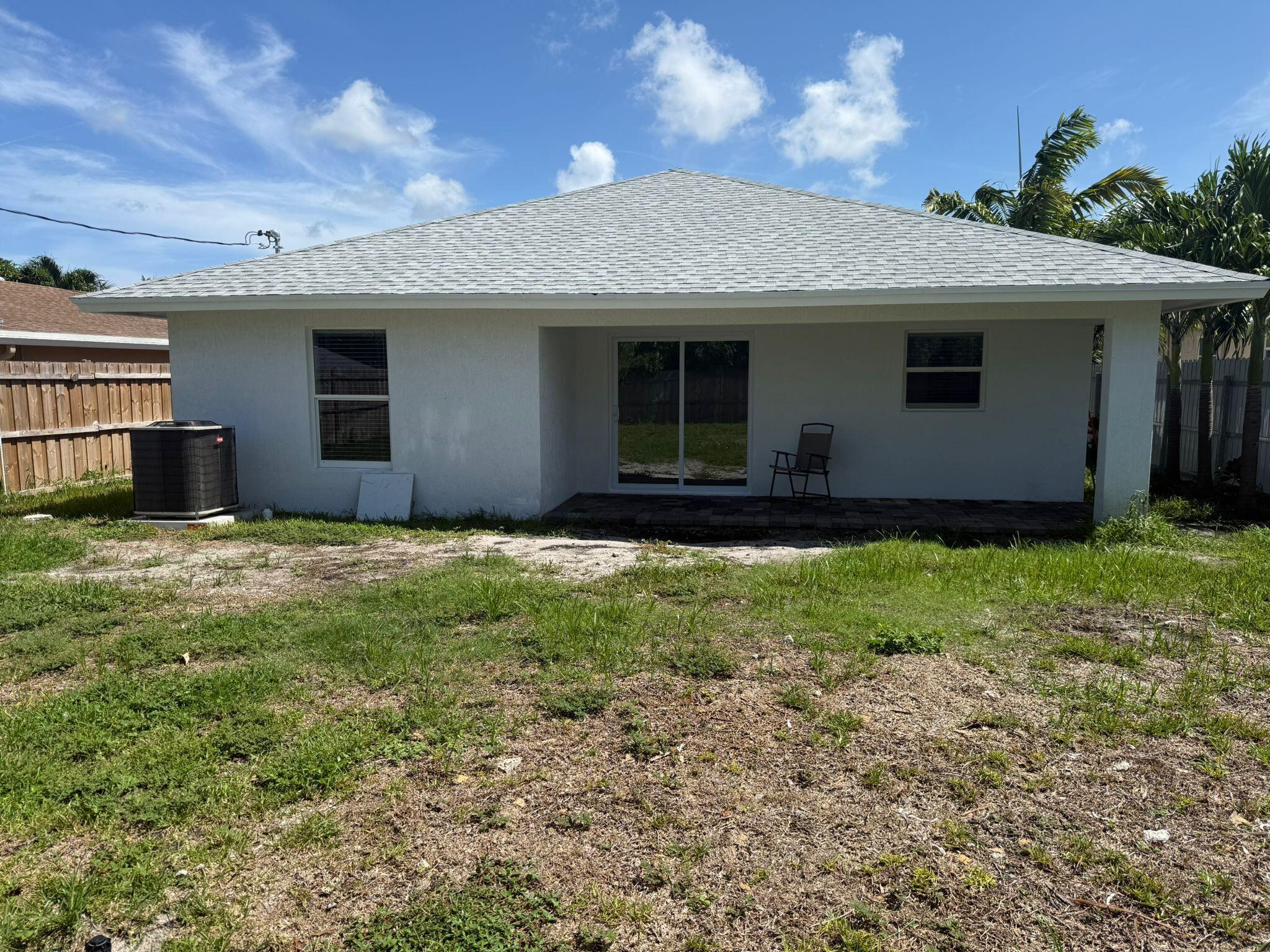 PINE AIR 4 - Residential Lease