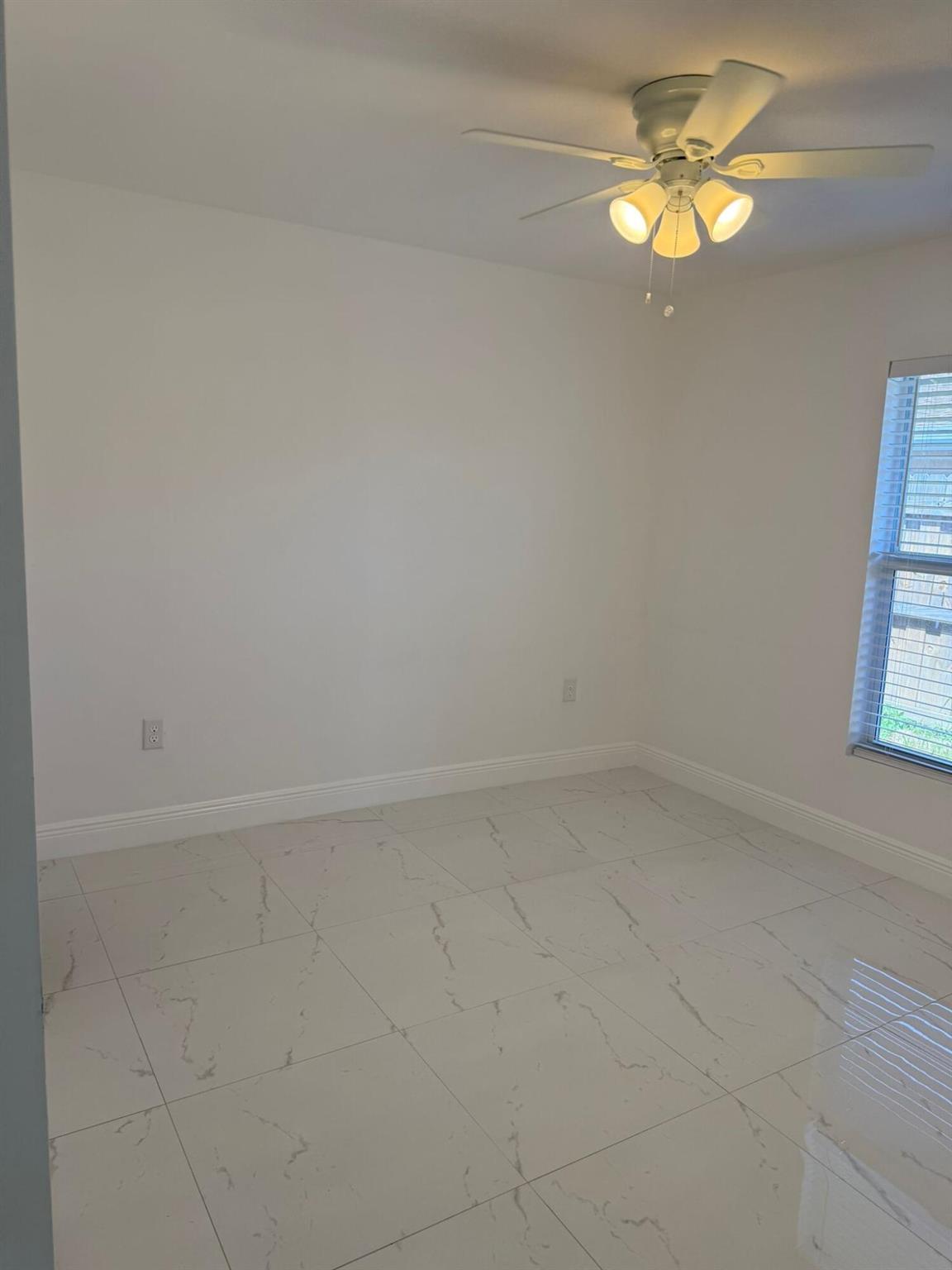 PINE AIR 4 - Residential Lease