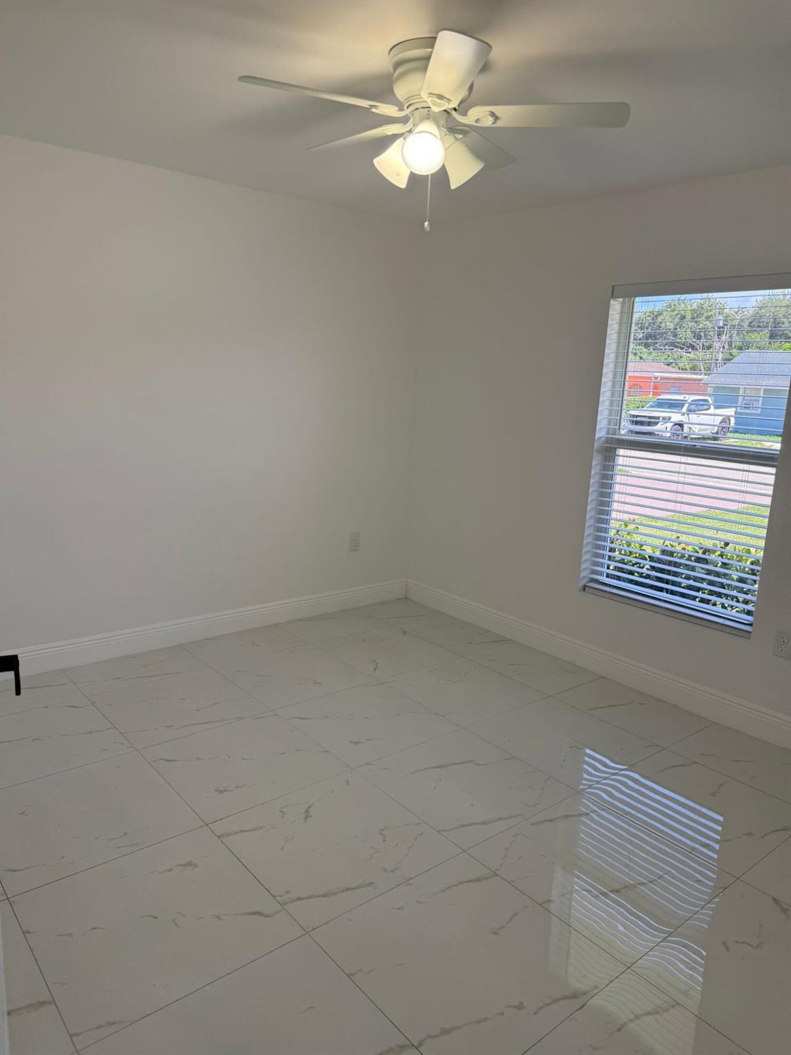 PINE AIR 4 - Residential Lease