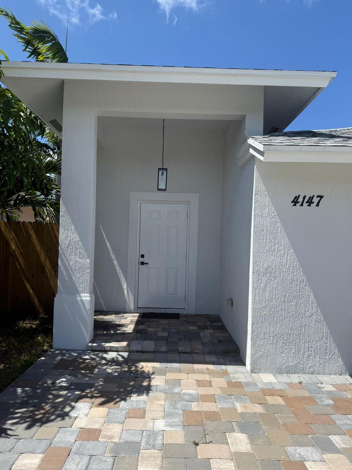 PINE AIR 4 - Residential Lease