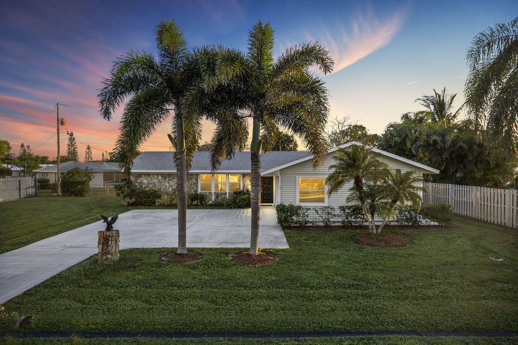 Photo of 1515 SE Mariana Road, Port Saint Lucie, FL 34953 (MLS # R10958108)