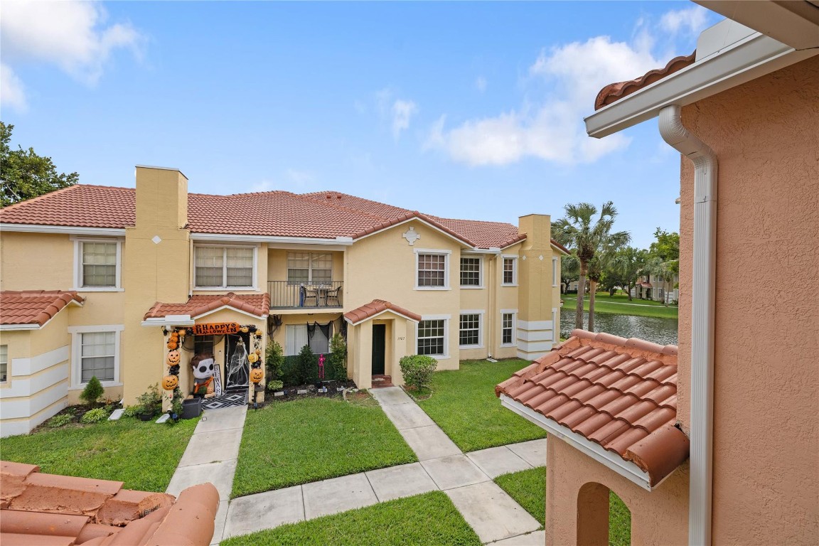 Belmont at North Lauderda - Residential