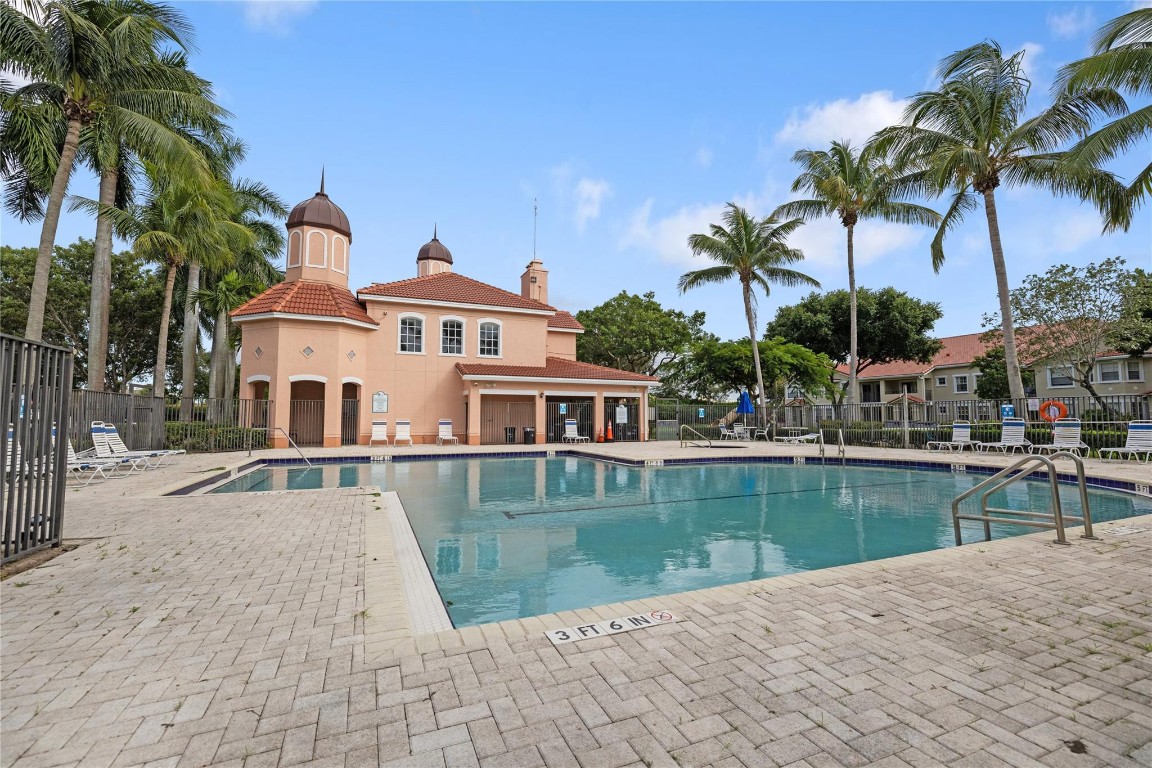 Belmont at North Lauderda - Residential