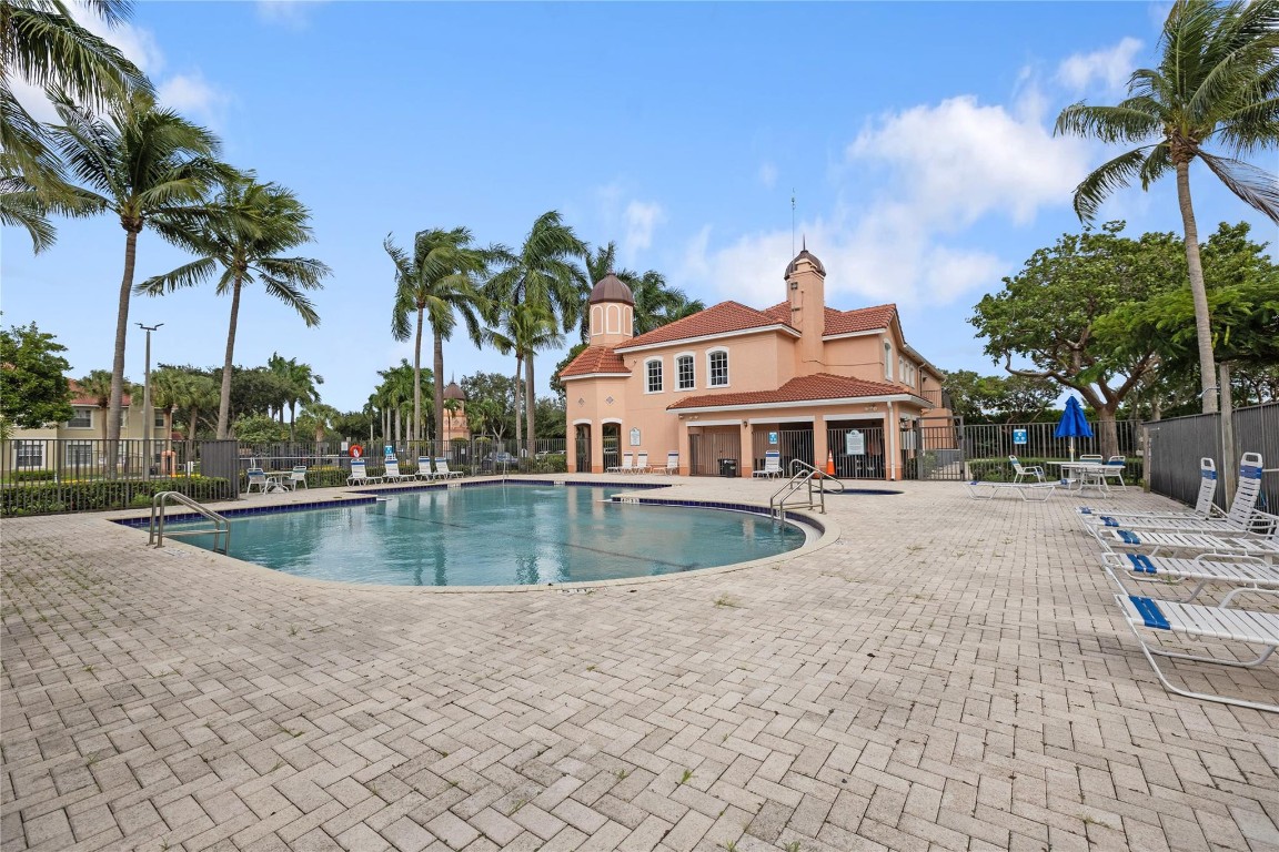 Belmont at North Lauderda - Residential