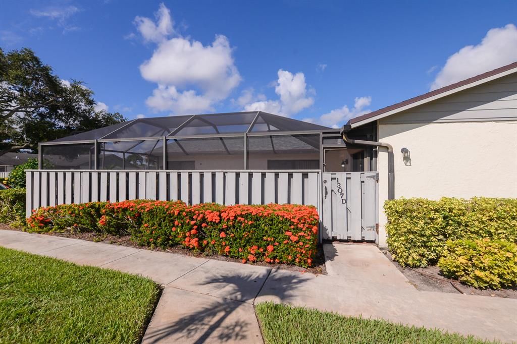 Photo of 1307 Peppertree Trail Trl #D, Fort Pierce, FL 34950 (MLS # R10747532)