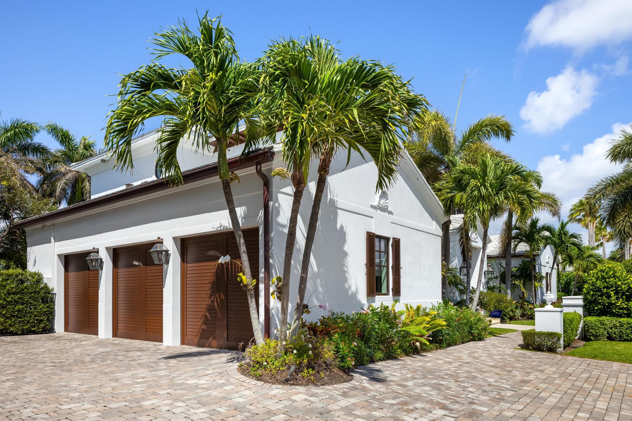 1675 Lands End Road