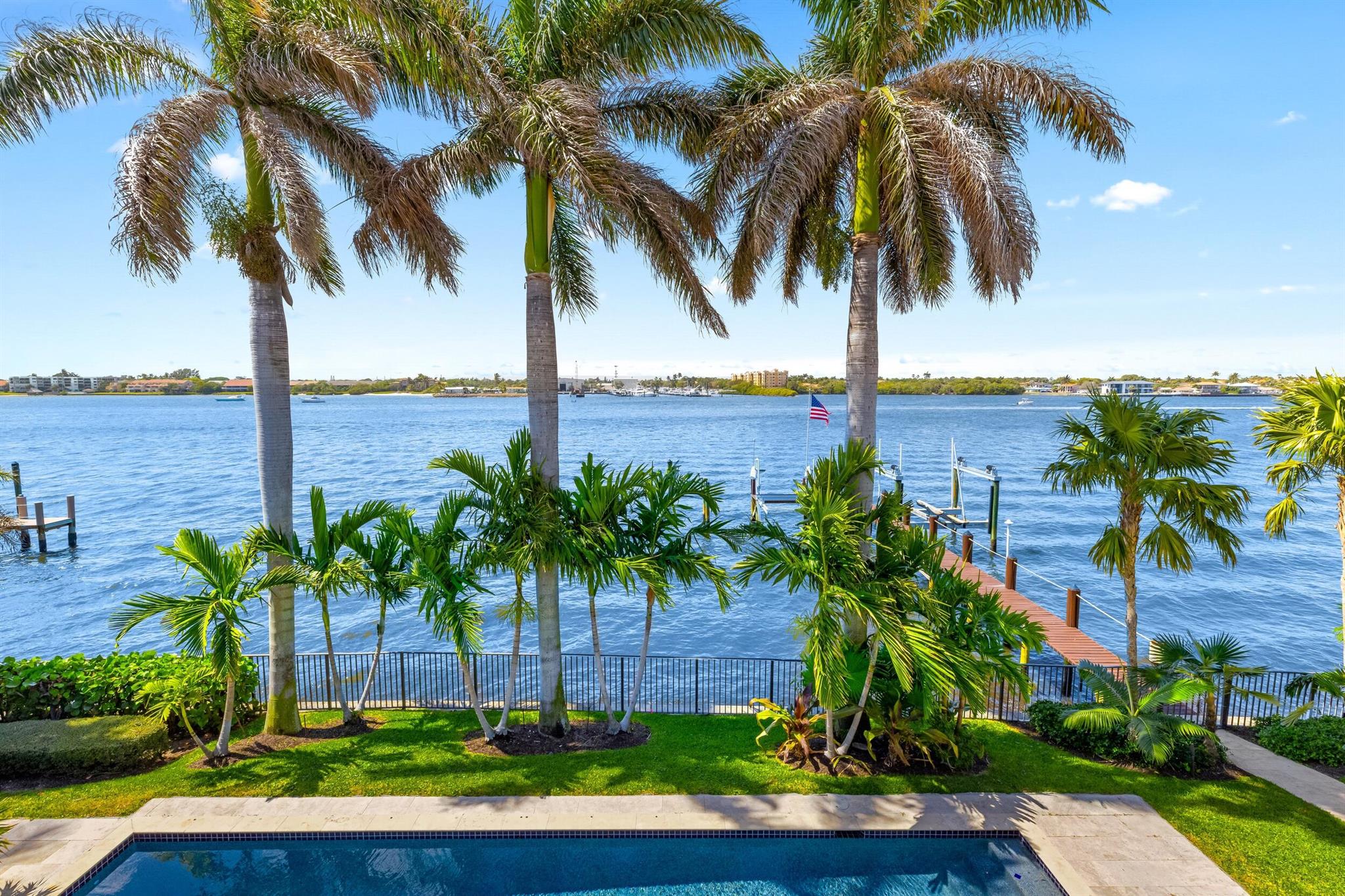 POINT MANALAPAN 9 - Residential