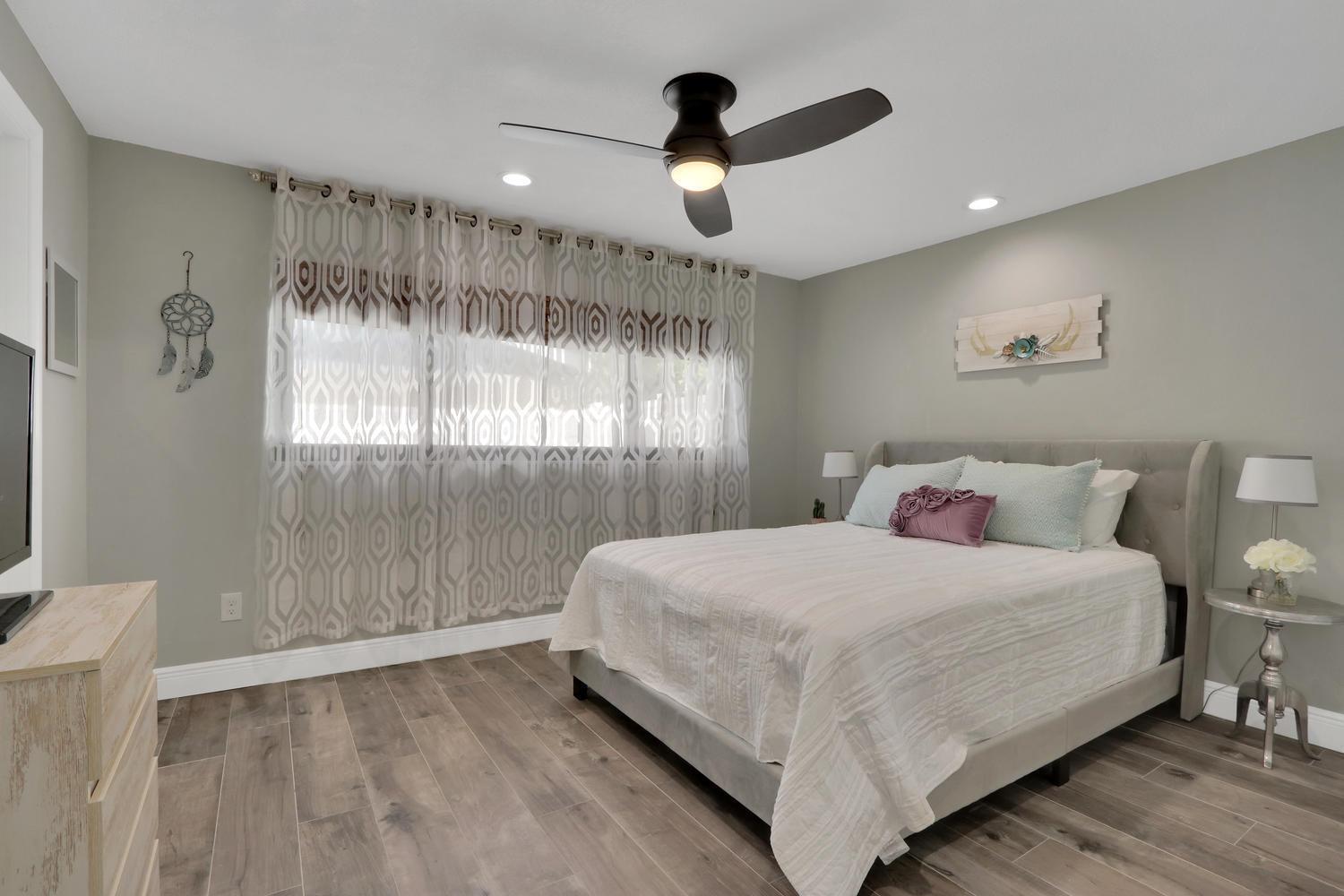 SPANISH RIVER LAND CO SUB - Residential Lease
