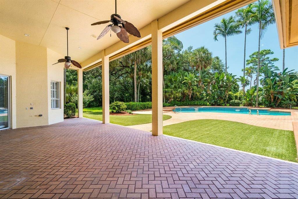 Foxe Chase - Residential