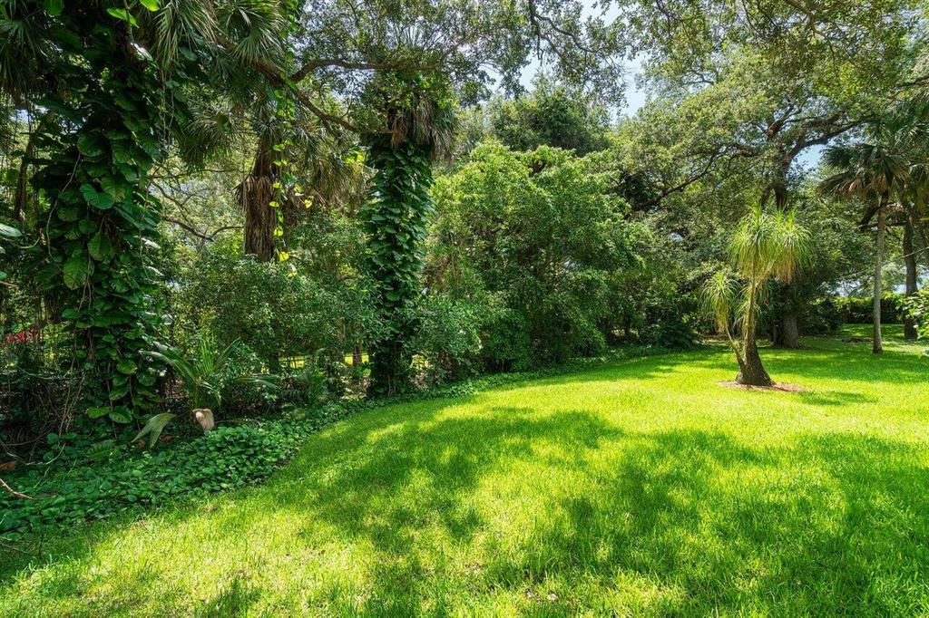 Foxe Chase - Residential