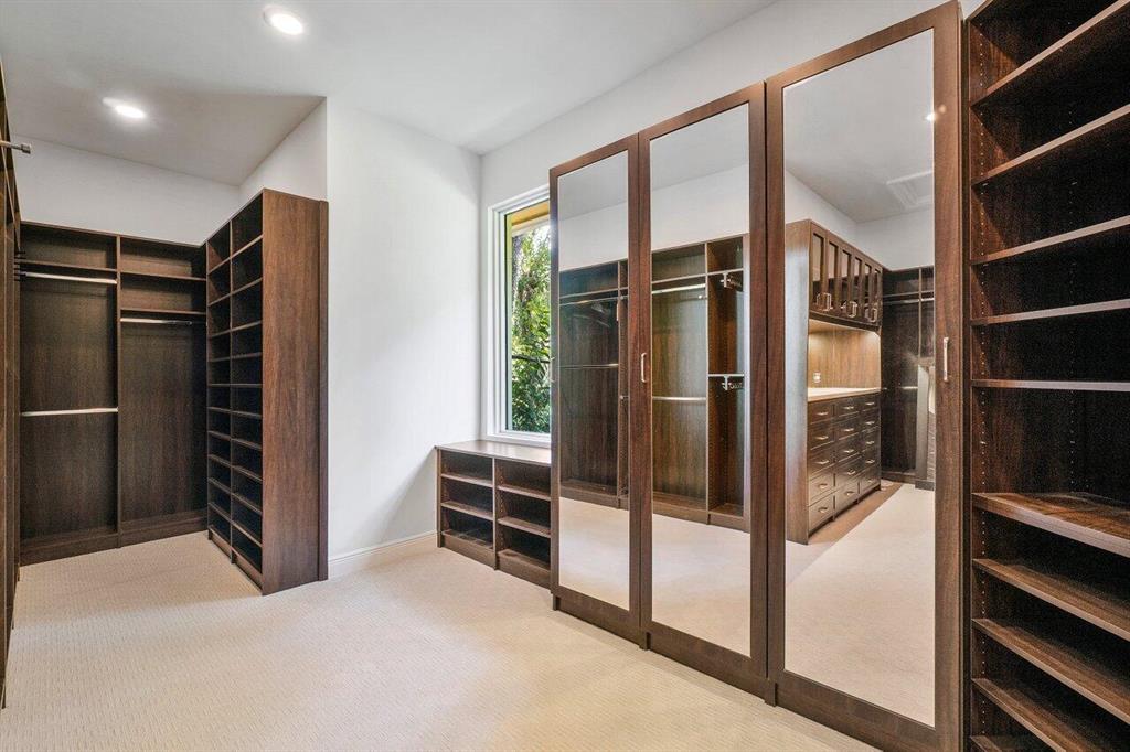 Foxe Chase - Residential