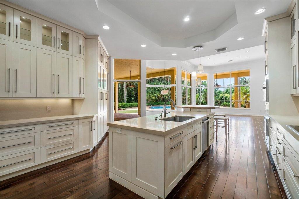 Foxe Chase - Residential