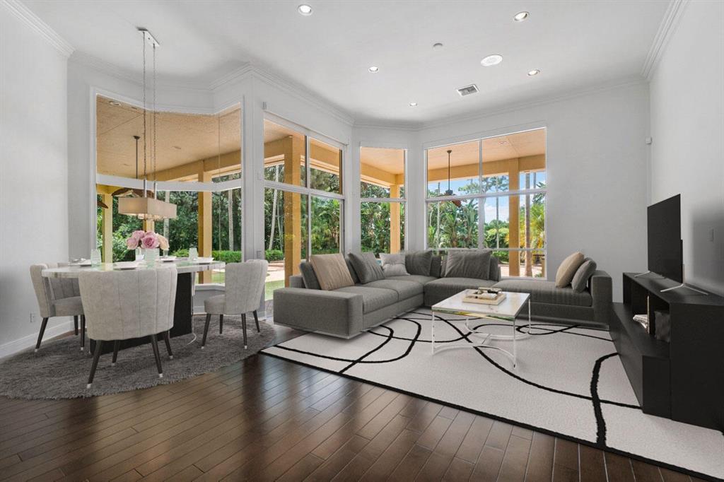 Foxe Chase - Residential