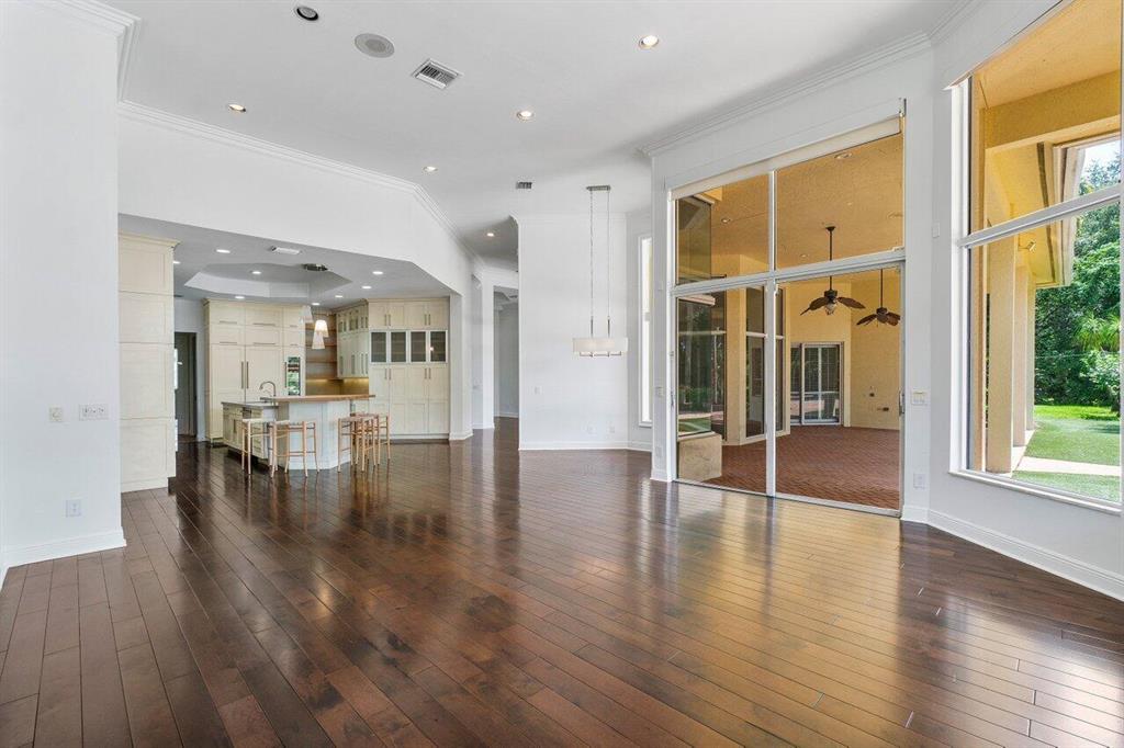 Foxe Chase - Residential