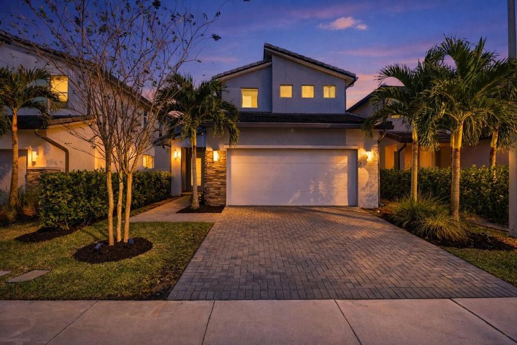 Photo of 1595 Verawood Lane, Delray Beach, FL 33445 (MLS # R11157812)