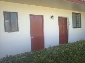 FOUNTAINS OF PALM BEACH C - Residential Lease