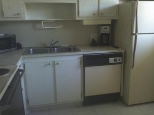 FOUNTAINS OF PALM BEACH C - Residential Lease