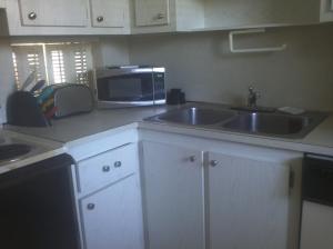 FOUNTAINS OF PALM BEACH C - Residential Lease