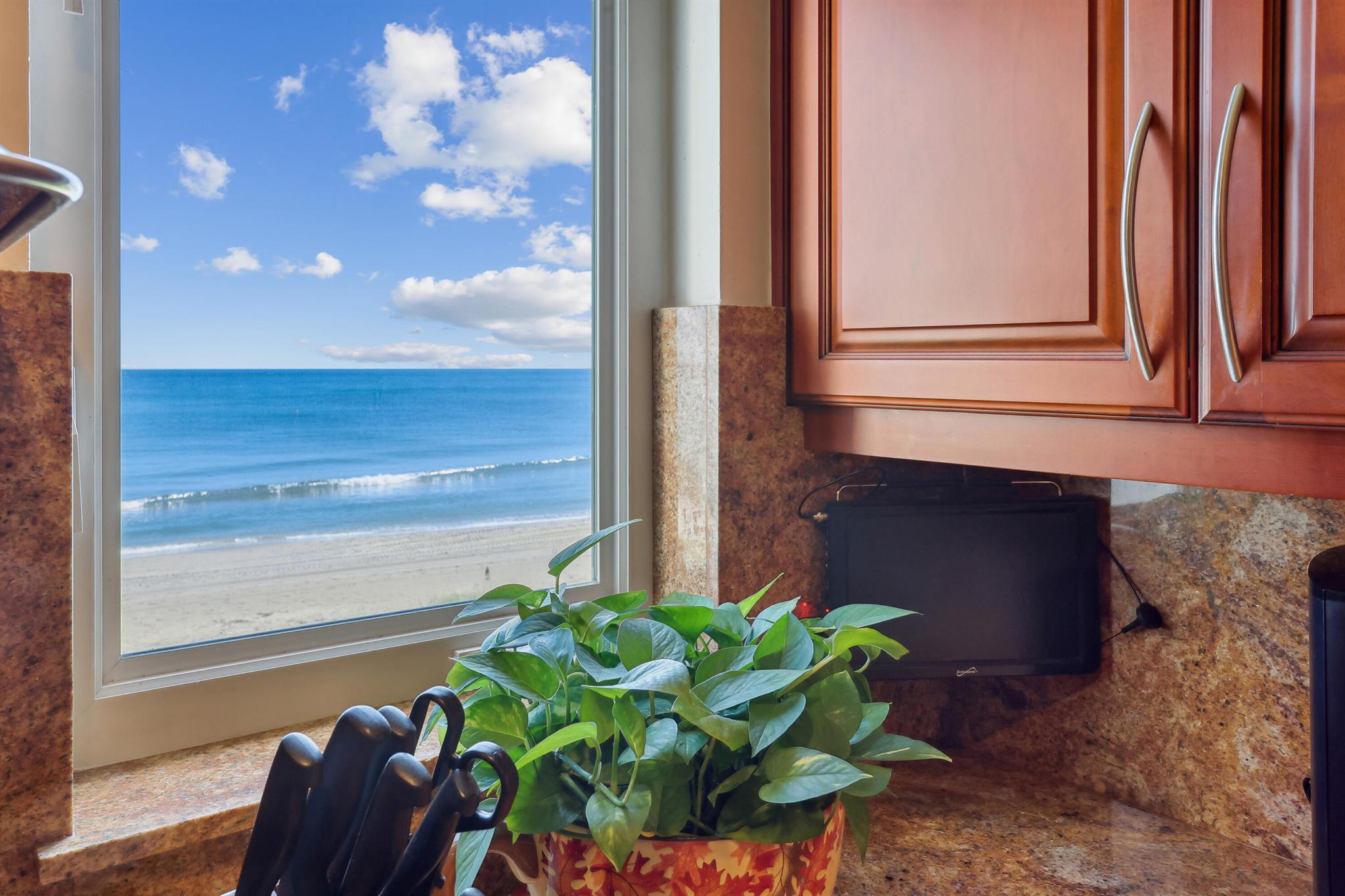 Ambassadors East Condo - Residential Lease