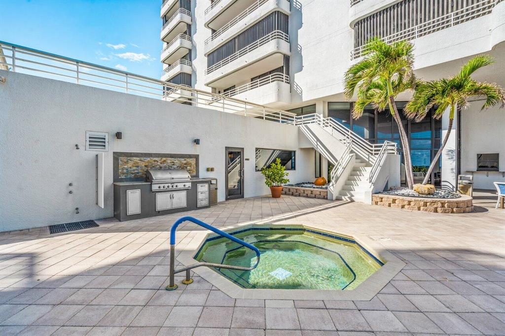 HIGHLAND PLACE CONDO - Residential